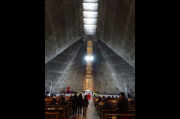 丹下健三　St. Mary’s Cathedral