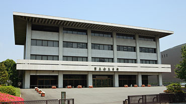 国立公文書館